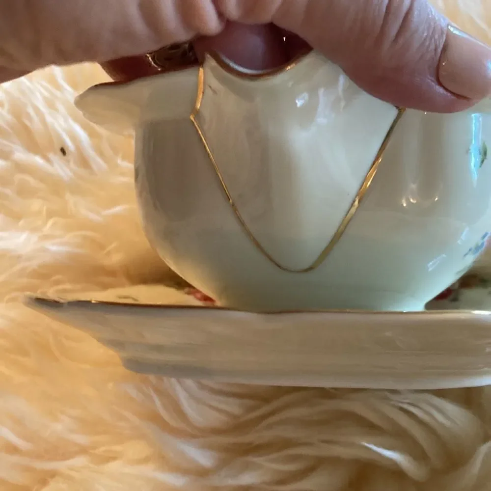Thomas Porcelain China Ivory Floral bowl with base attached 7.5” x 5.5”